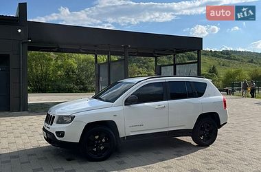 Позашляховик / Кросовер Jeep Compass 2012 в Воловцю фото 5 Позашляховик / Кросовер Jeep Compass 2012 в Воловцю