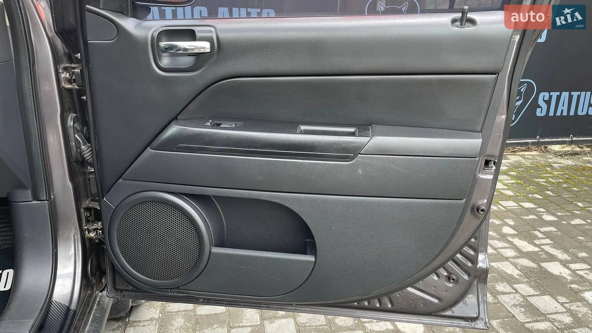 2014 Jeep Compass - мініатюра 35