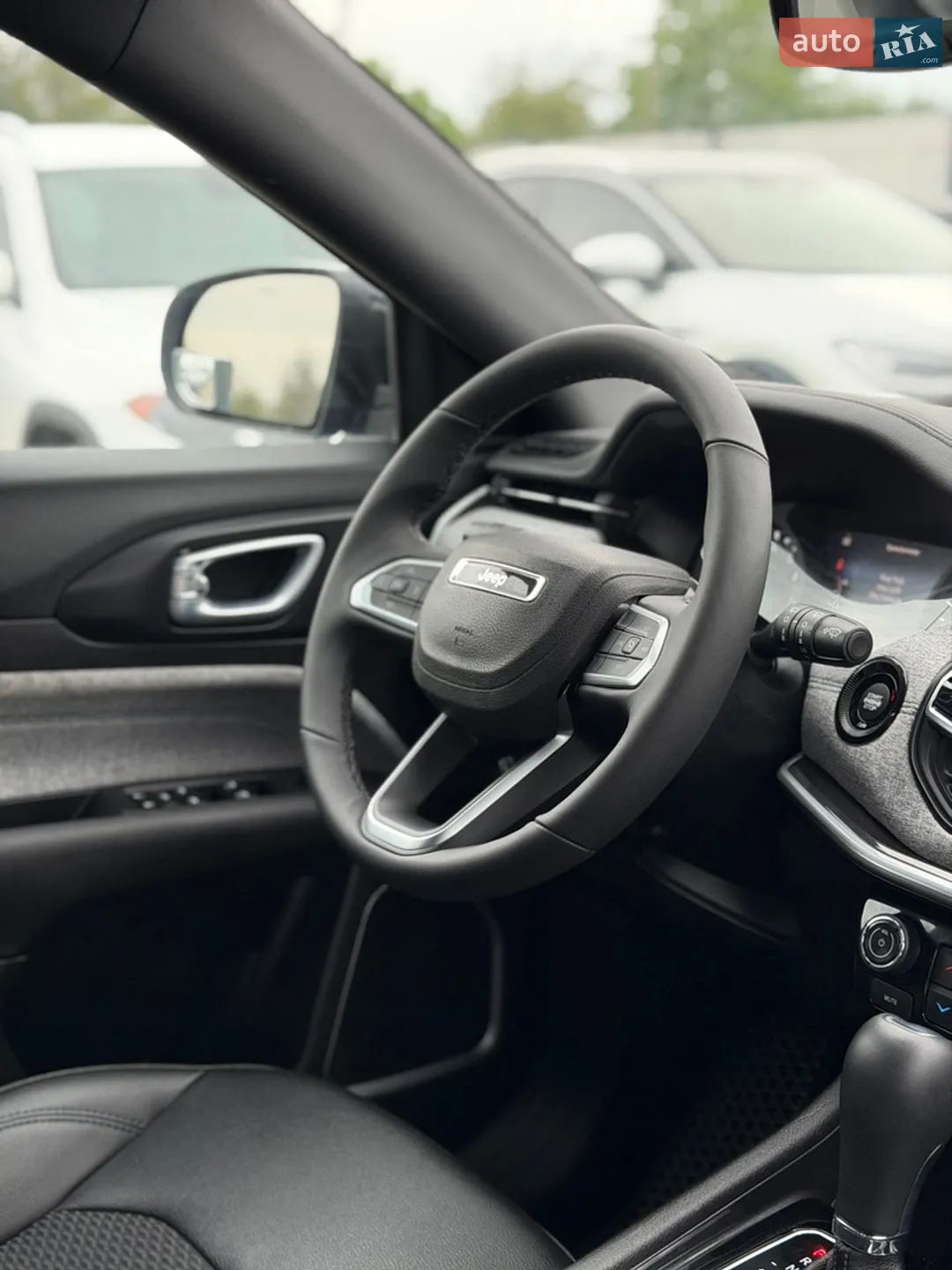 2025 Jeep Compass - мініатюра 32