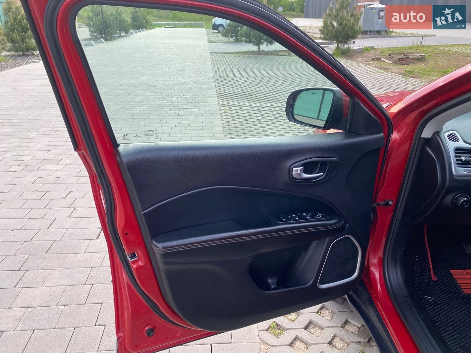 2018 Jeep Compass - мініатюра 25