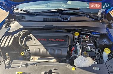 Внедорожник / Кроссовер Jeep Compass 2019 в Вишневом