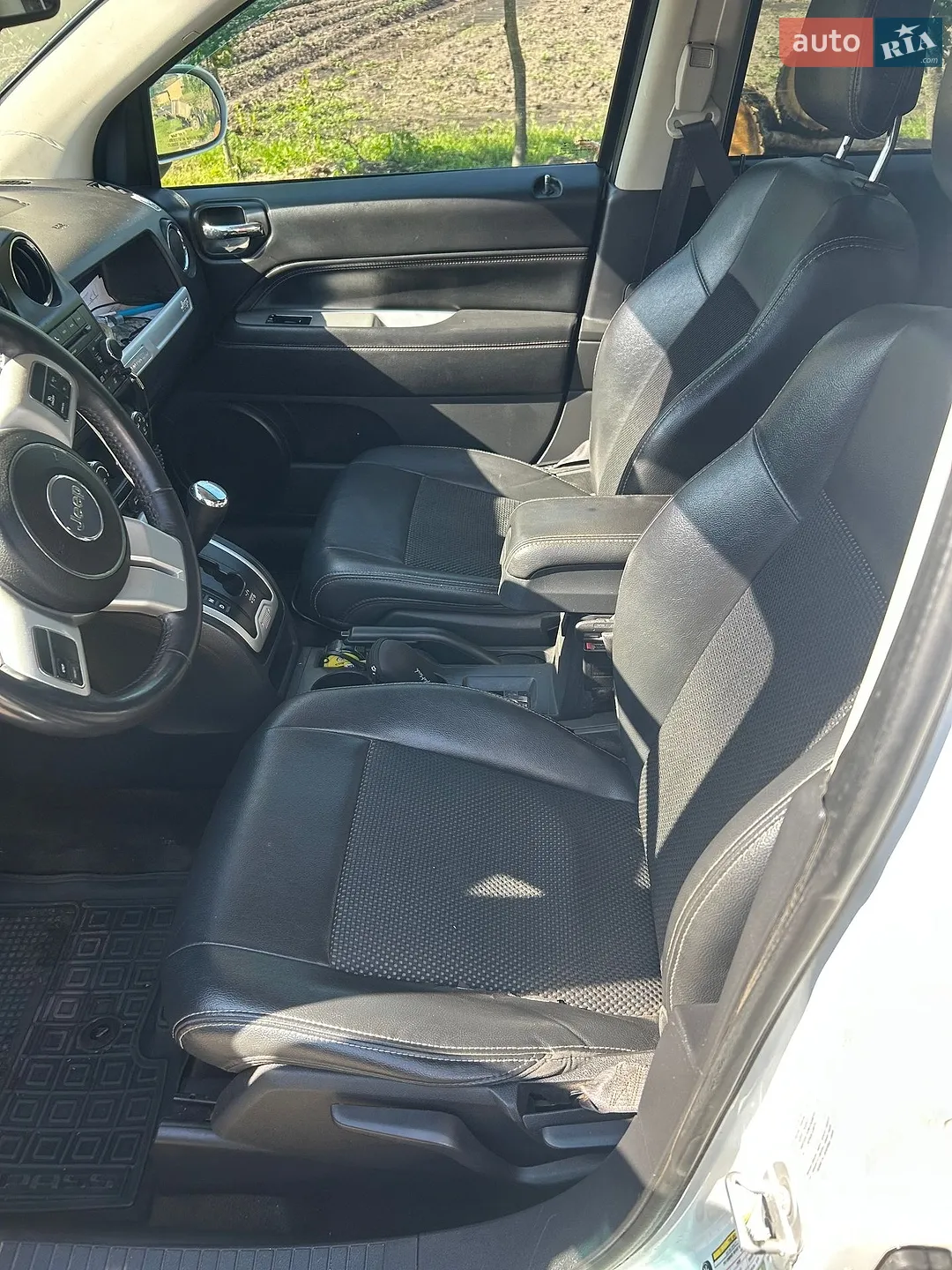 2016 Jeep Compass - мініатюра 8