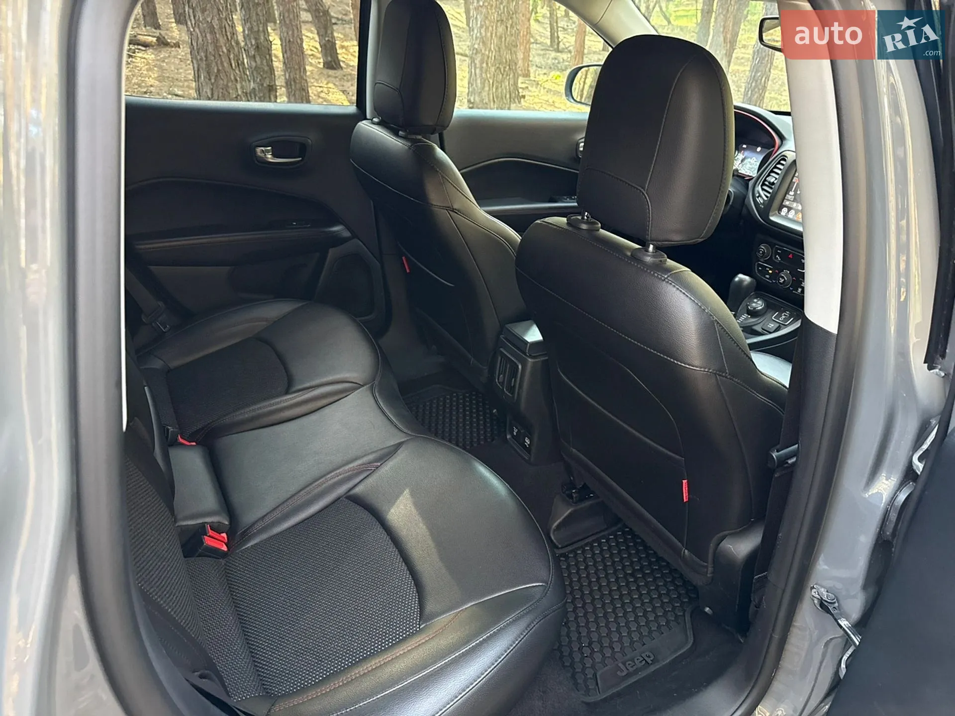 2020 Jeep Compass - мініатюра 28