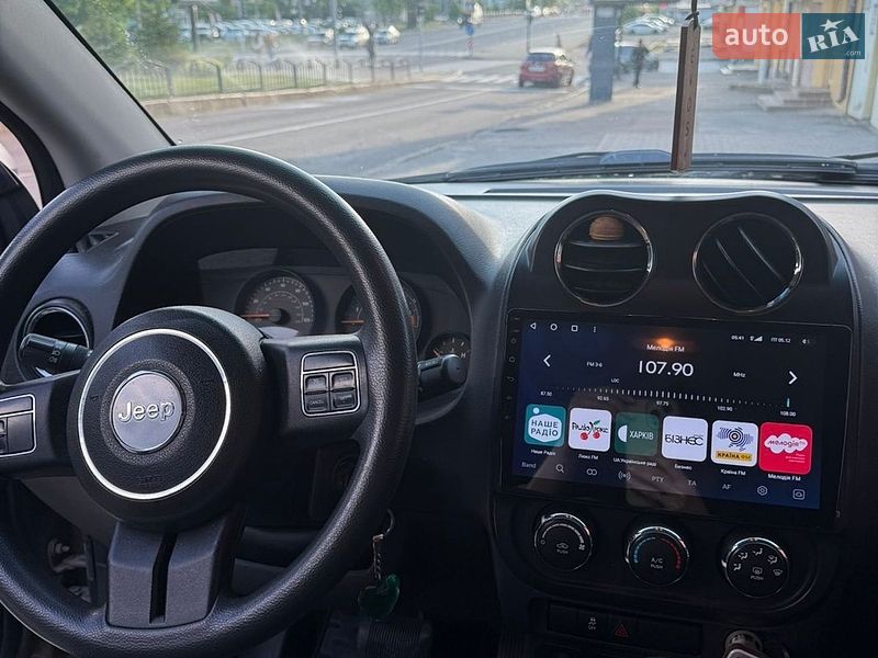 Внедорожник / Кроссовер Jeep Compass 2015 в Харькове