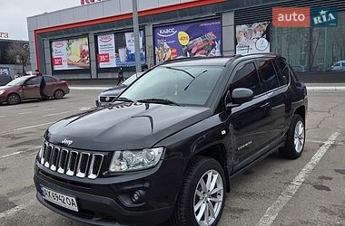 Внедорожник / Кроссовер Jeep Compass 2011 в Валках