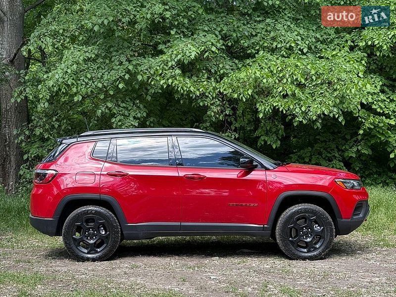 Позашляховик / Кросовер Jeep Compass 2023 в Сумах
