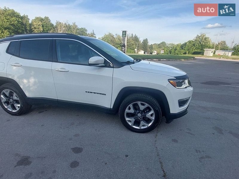 Внедорожник / Кроссовер Jeep Compass 2017 в Житомире