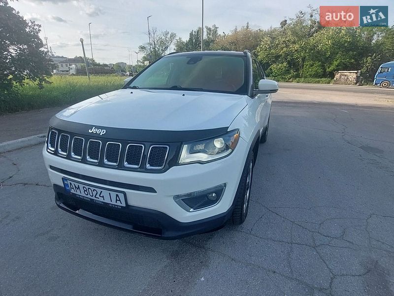 Внедорожник / Кроссовер Jeep Compass 2017 в Житомире