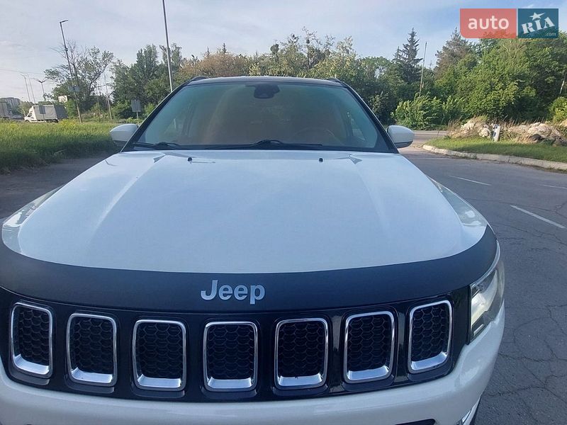 Внедорожник / Кроссовер Jeep Compass 2017 в Житомире
