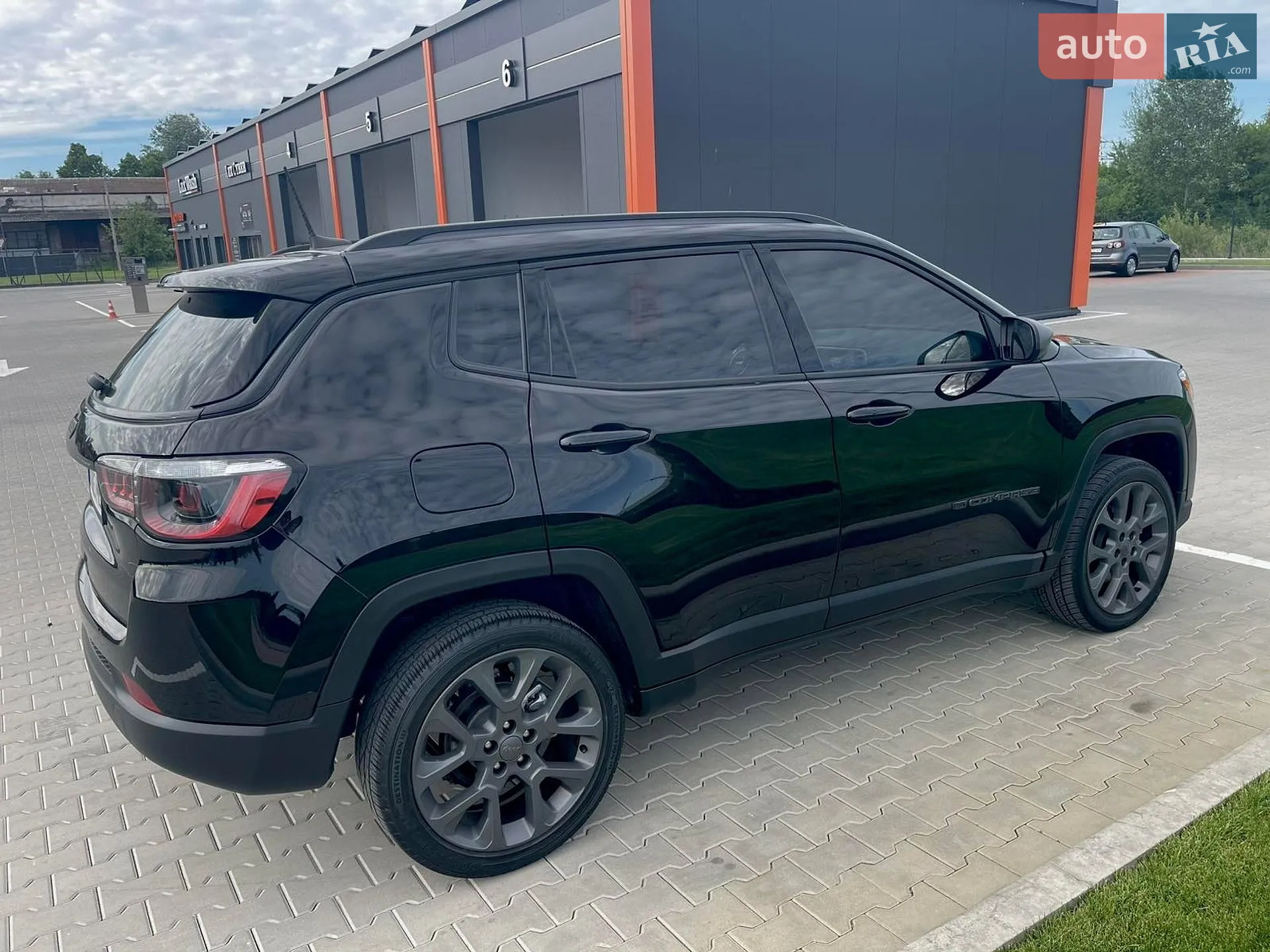 2021 Jeep Compass - мініатюра 4