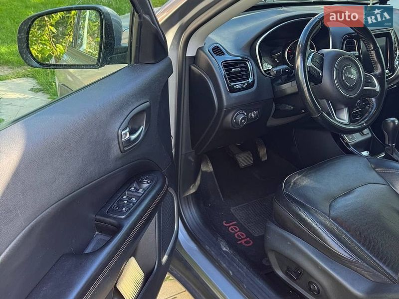 Позашляховик / Кросовер Jeep Compass 2020 в Ужгороді