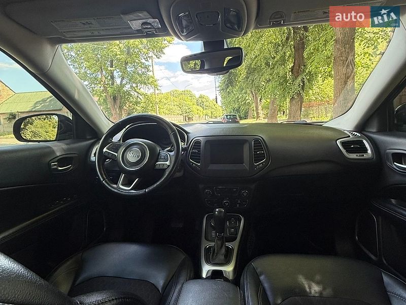 Позашляховик / Кросовер Jeep Compass 2017 в Горохові