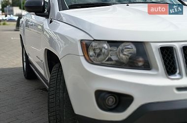 Внедорожник / Кроссовер Jeep Compass 2014 в Черкассах