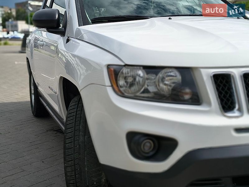 Внедорожник / Кроссовер Jeep Compass 2014 в Черкассах