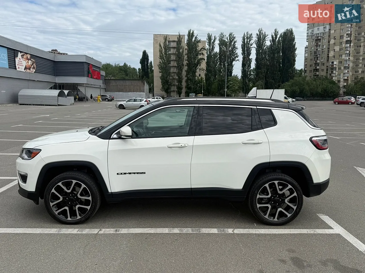 2017 Jeep Compass - мініатюра 21