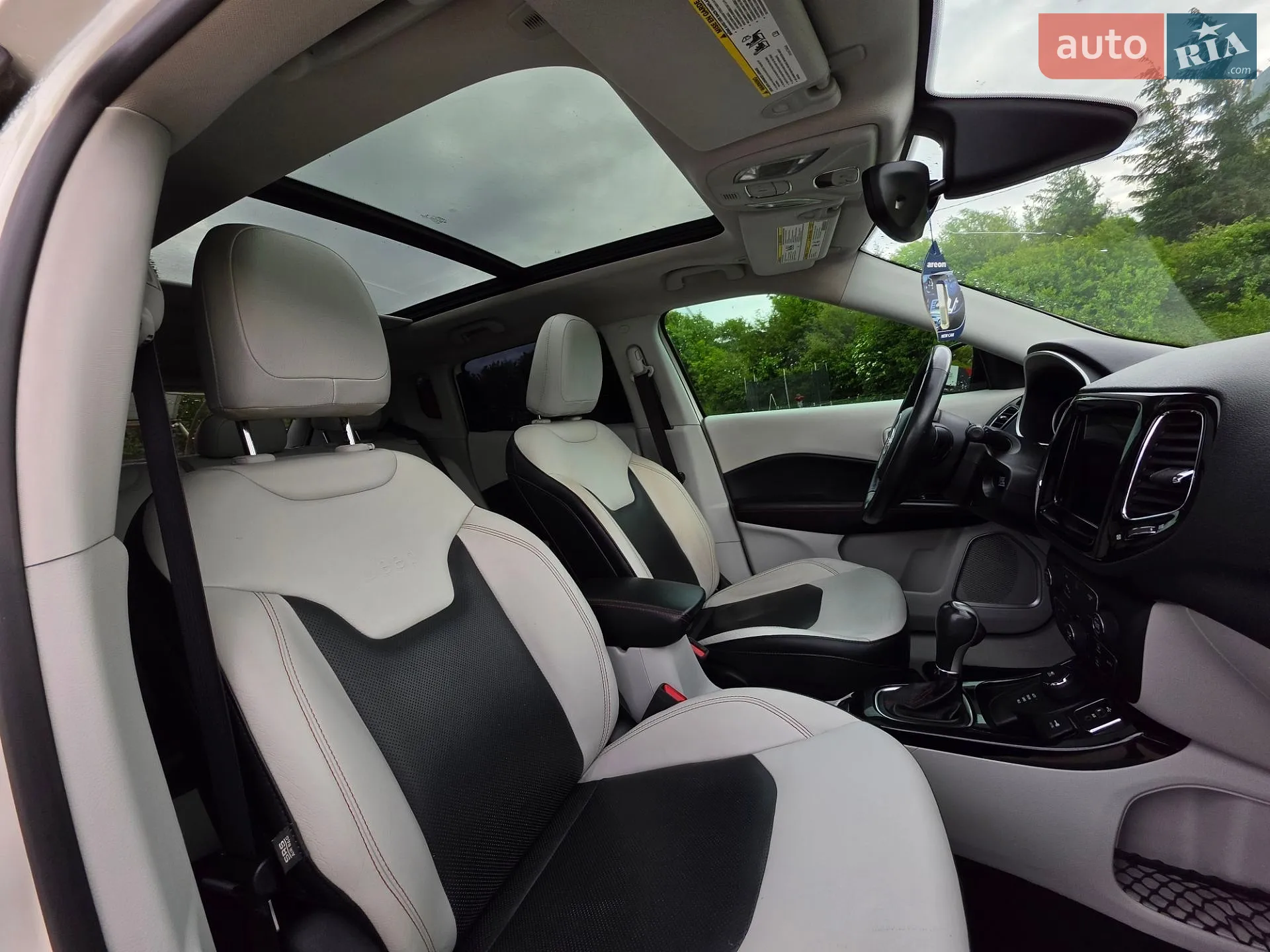 2017 Jeep Compass - мініатюра 20