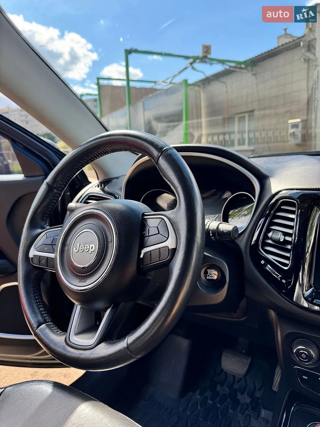 2017 Jeep Compass - мініатюра 4