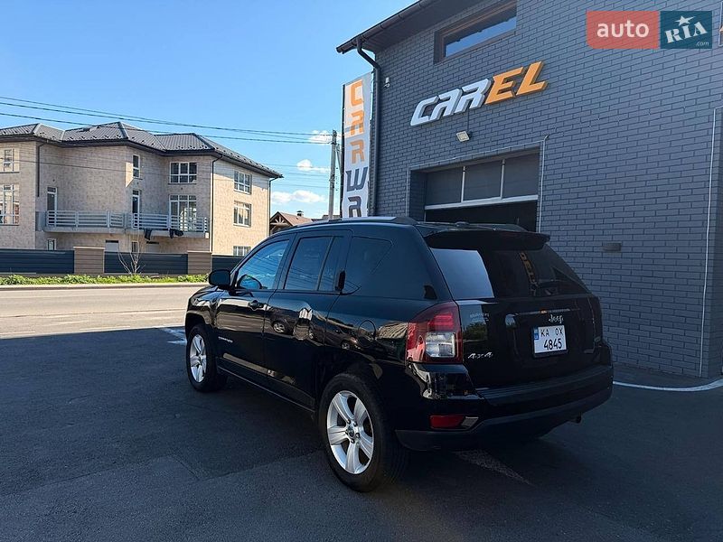 Позашляховик / Кросовер Jeep Compass 2015 в Києві