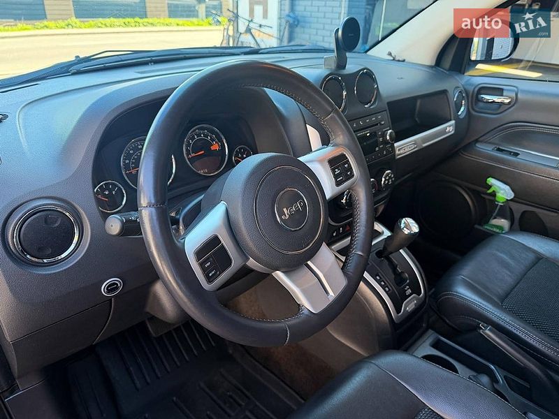 Позашляховик / Кросовер Jeep Compass 2015 в Києві