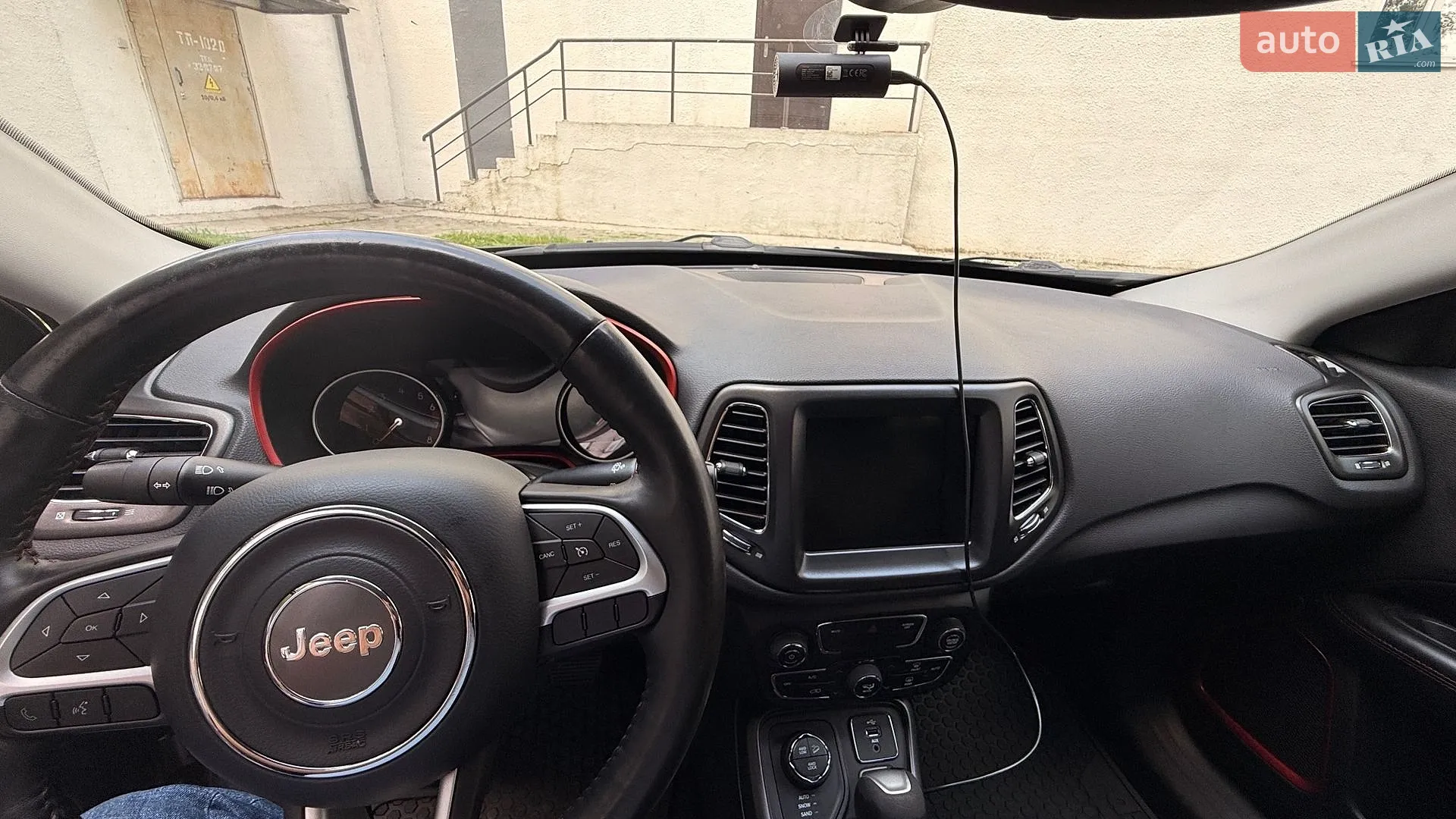 2018 Jeep Compass - мініатюра 16
