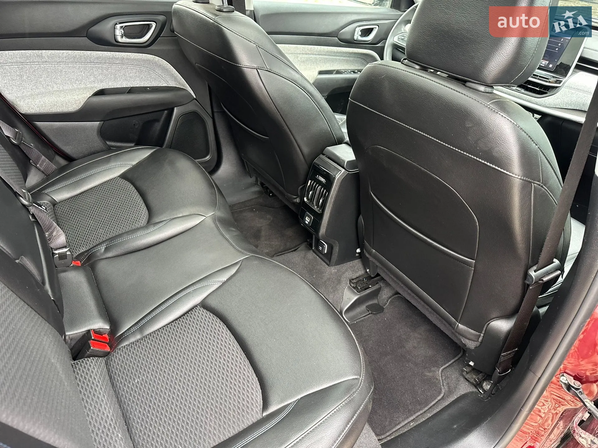 2021 Jeep Compass - мініатюра 22