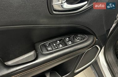 Внедорожник / Кроссовер Jeep Compass 2019 в Киеве