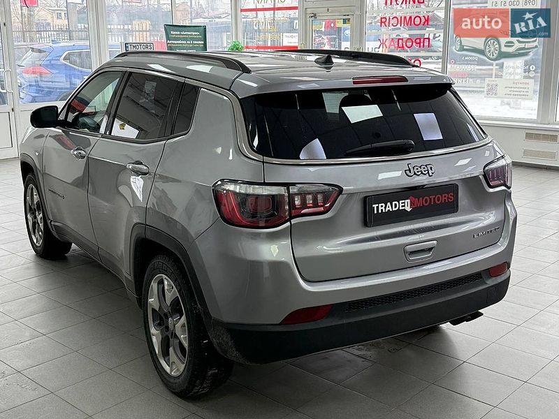 Внедорожник / Кроссовер Jeep Compass 2019 в Киеве