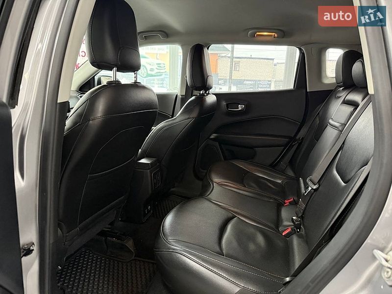 Внедорожник / Кроссовер Jeep Compass 2019 в Киеве
