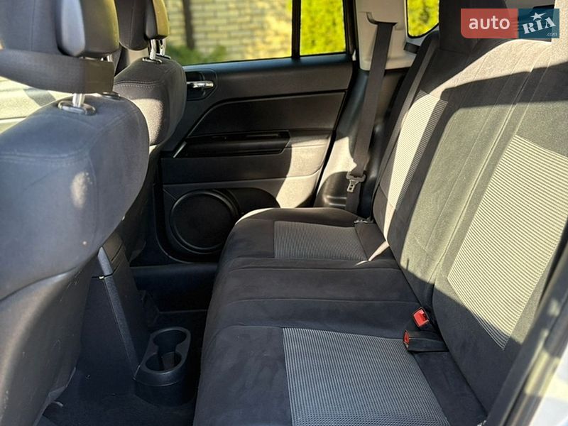 Внедорожник / Кроссовер Jeep Compass 2011 в Киеве