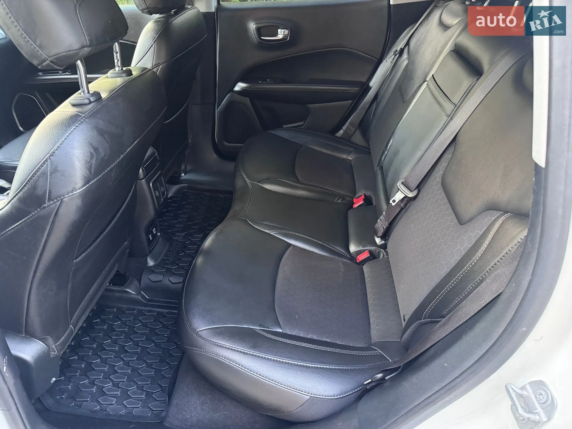 2019 Jeep Compass - мініатюра 20
