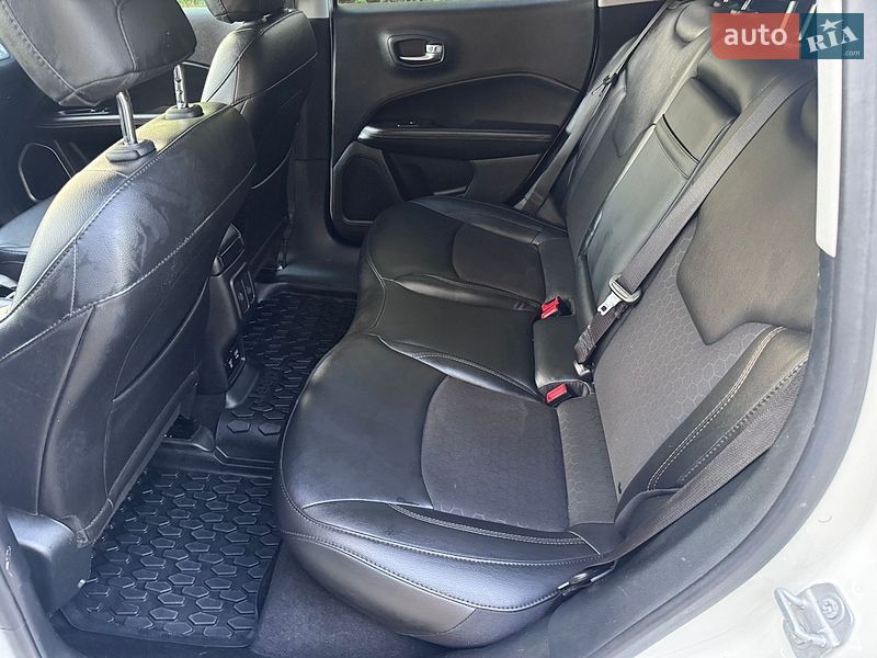 Внедорожник / Кроссовер Jeep Compass 2019 в Ровно