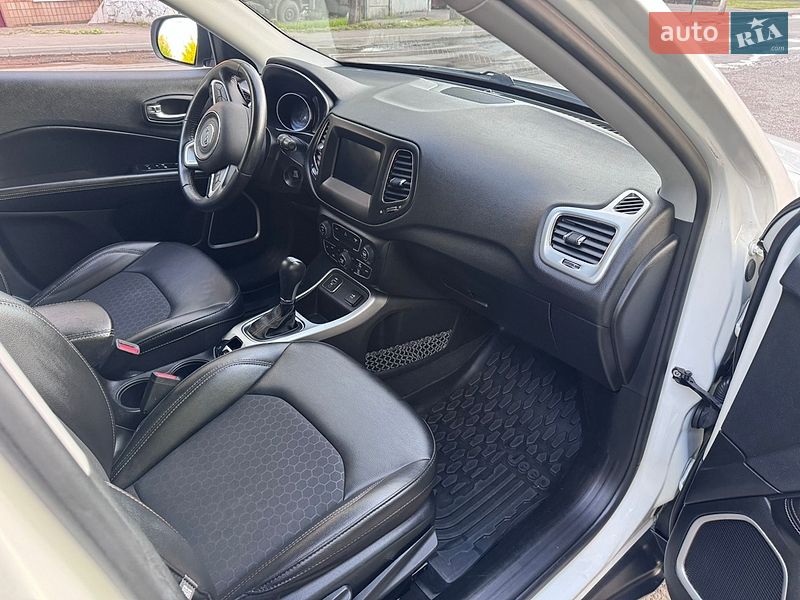 Внедорожник / Кроссовер Jeep Compass 2019 в Ровно