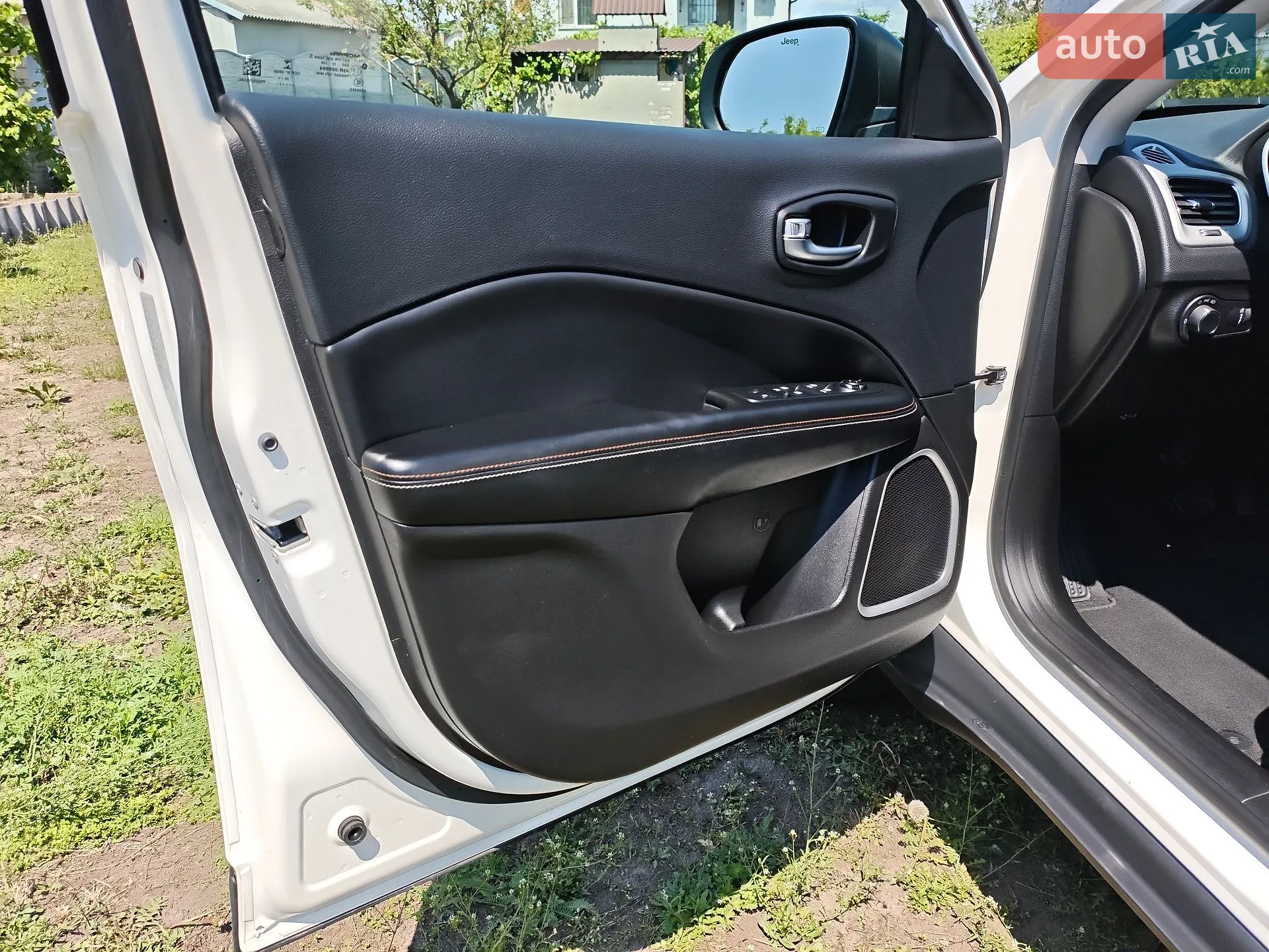 2020 Jeep Compass - мініатюра 19
