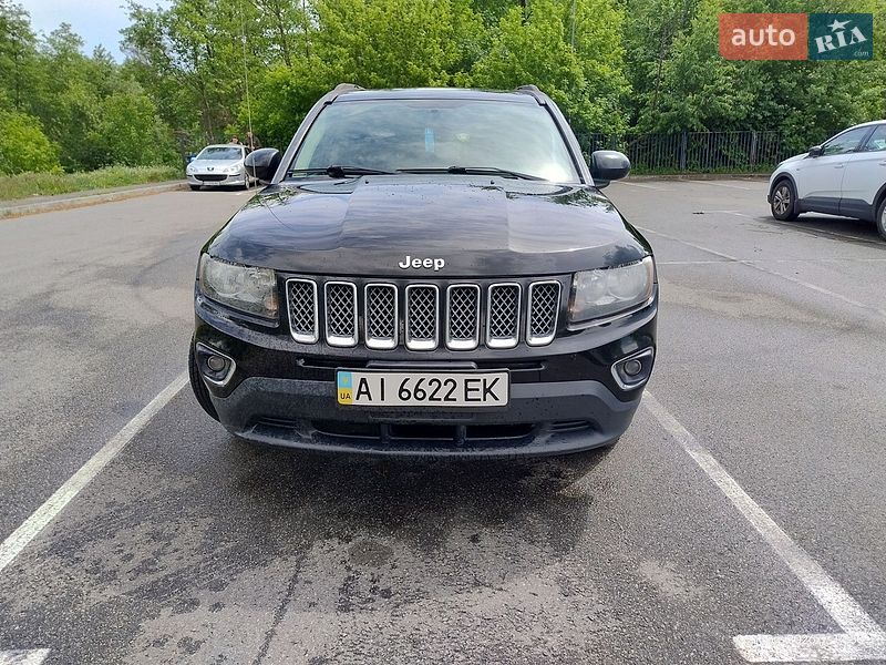 Внедорожник / Кроссовер Jeep Compass 2015 в Киеве