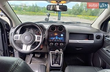 Внедорожник / Кроссовер Jeep Compass 2015 в Киеве