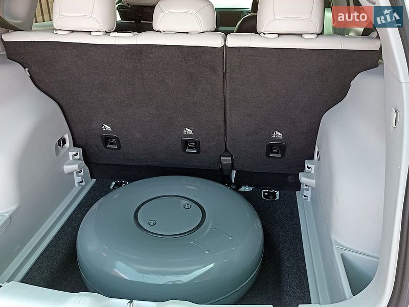 Позашляховик / Кросовер Jeep Compass 2018 в Дніпрі фото 13 Позашляховик / Кросовер Jeep Compass 2018 в Дніпрі