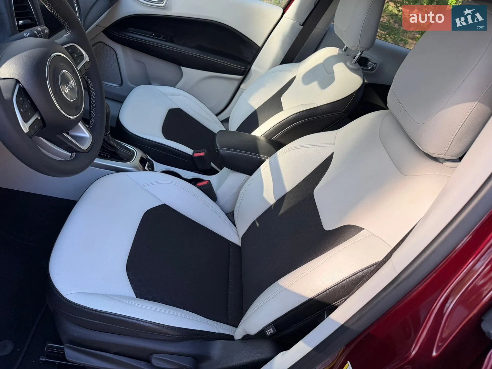 2021 Jeep Compass - мініатюра 27