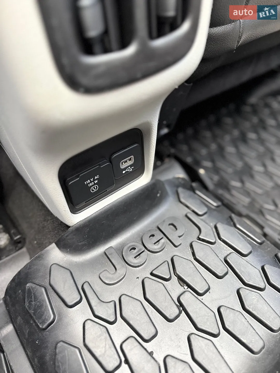 2017 Jeep Compass - мініатюра 14