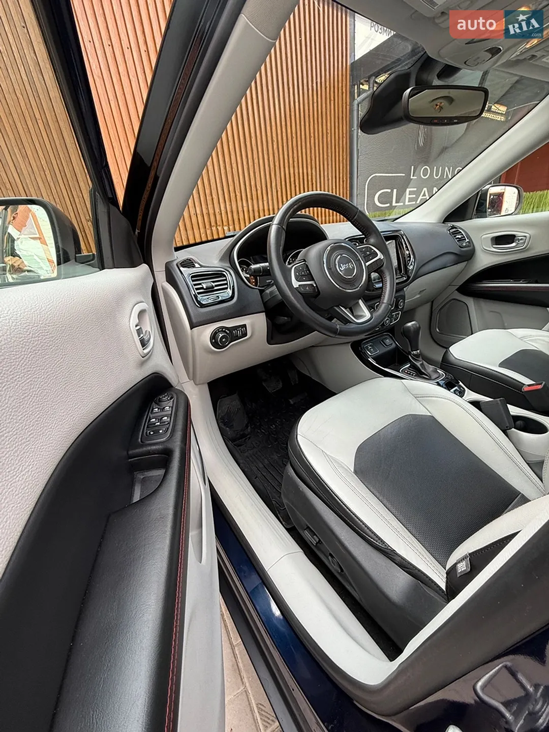 2017 Jeep Compass - мініатюра 20