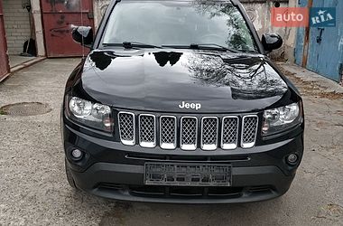 Позашляховик / Кросовер Jeep Compass 2016 в Рівному