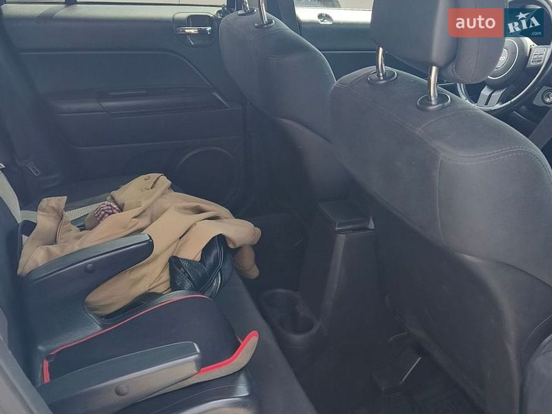 Позашляховик / Кросовер Jeep Compass 2011 в Києві