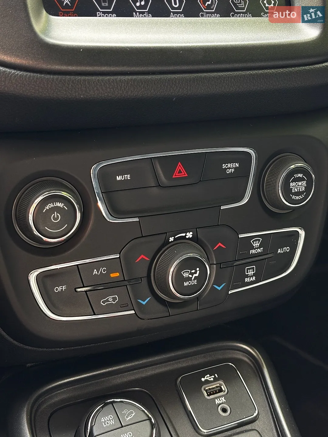2019 Jeep Compass - мініатюра 38