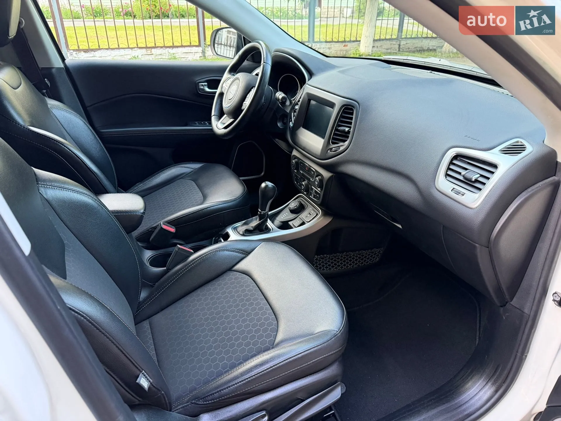 2019 Jeep Compass - мініатюра 38