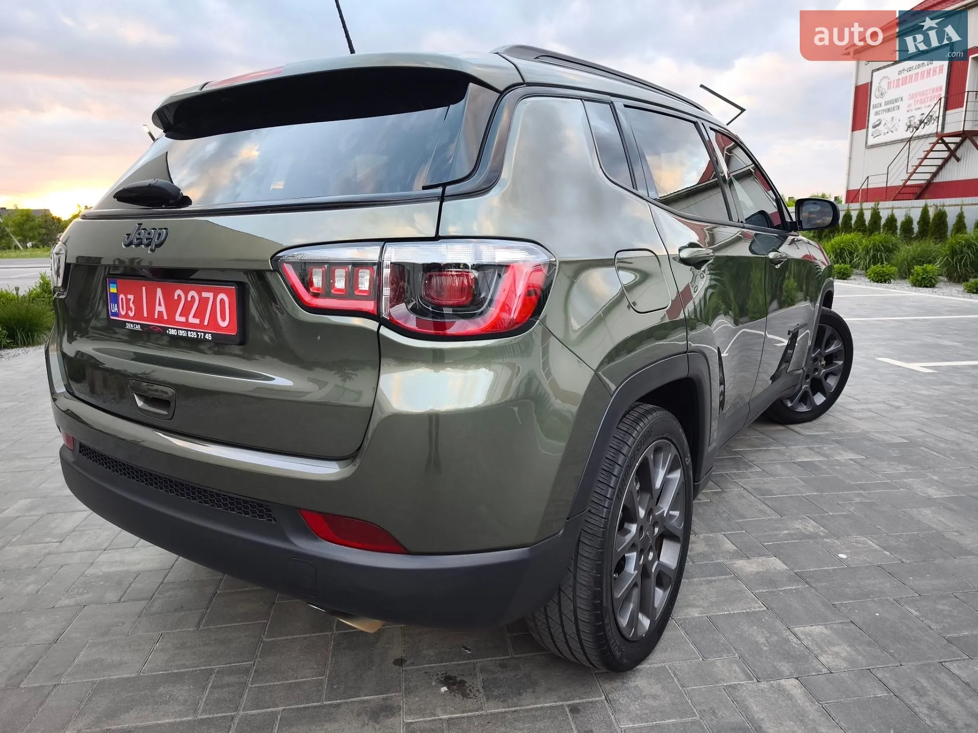 2021 Jeep Compass - мініатюра 12