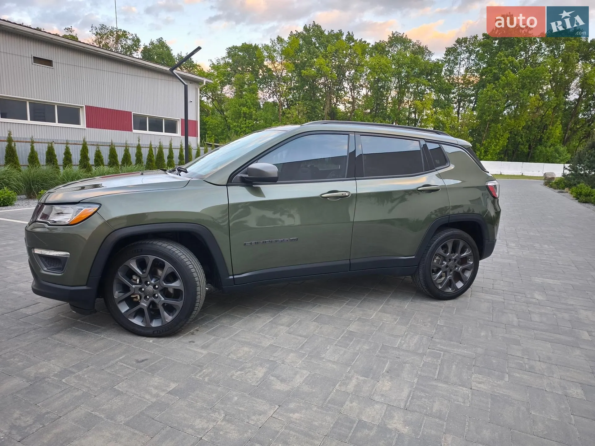 2021 Jeep Compass - мініатюра 24