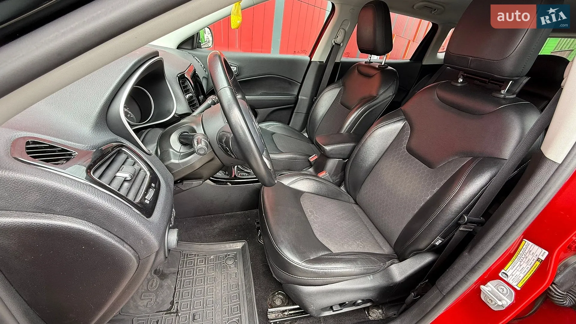 2018 Jeep Compass - мініатюра 21