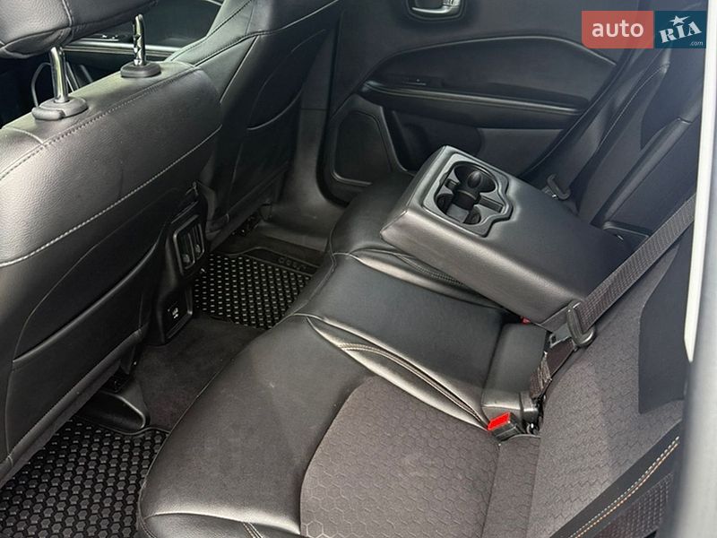 Внедорожник / Кроссовер Jeep Compass 2018 в Житомире