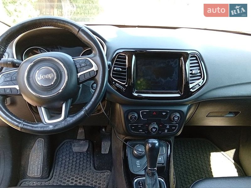 Внедорожник / Кроссовер Jeep Compass 2018 в Киеве