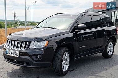 Внедорожник / Кроссовер Jeep Compass 2012 в Сокольниках
