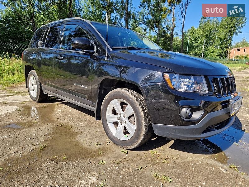 Позашляховик / Кросовер Jeep Compass 2014 в Львові